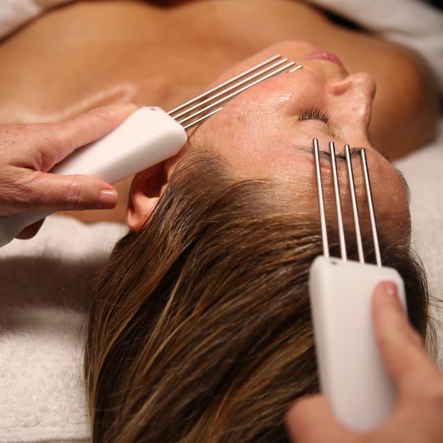 Microcurrent Package - 4 Sessions at The Wellness Hideaway in Temecula, CA